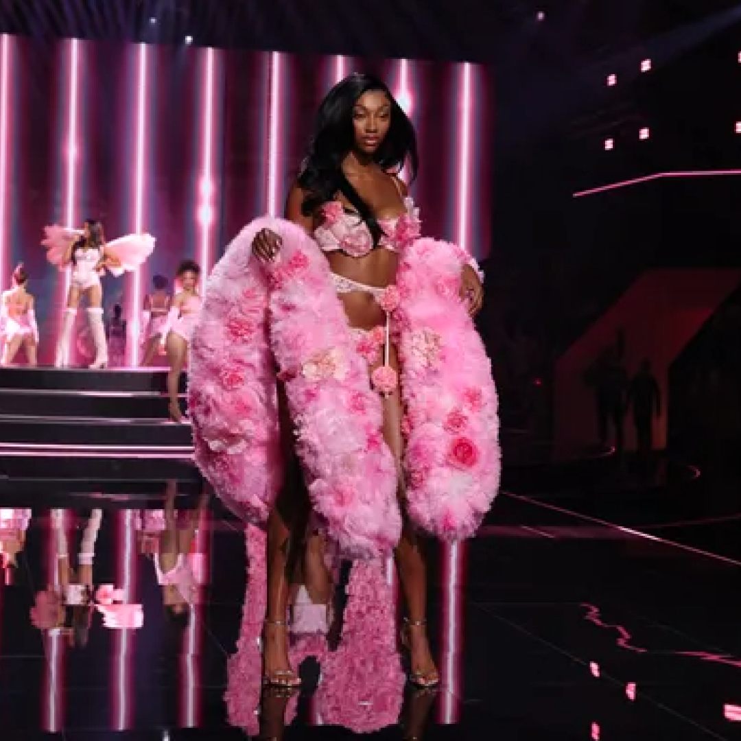 Angel Reese Walks The Runway For Victoria's Secret Fashion Show - Reference Image