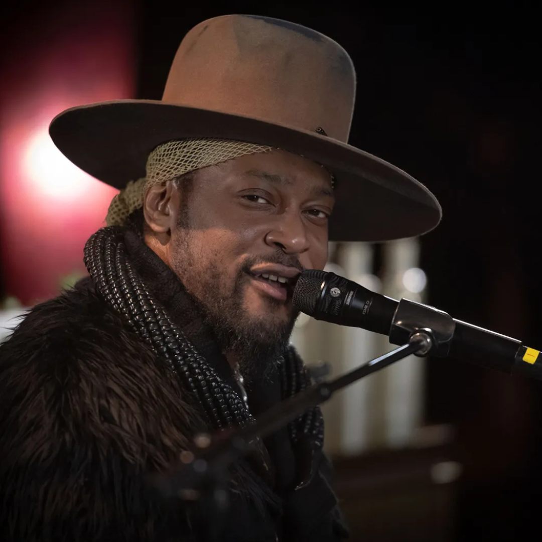 D'Angelo Dies At 51 - Reference Image