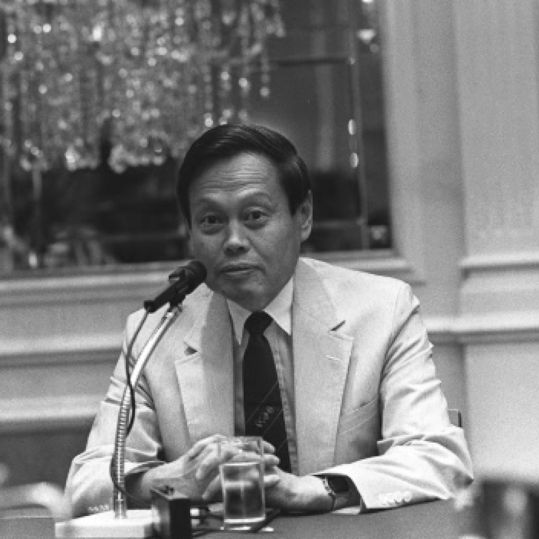 Yang Chen-Ning Chinese Nobel Prize-Winning Physicist Dies at 103 - Reference Image